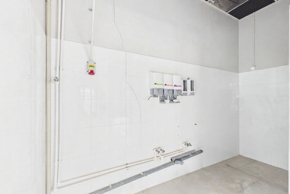 Spațiu comercial 220 mp, 9 parcări, Oradea - foto 7