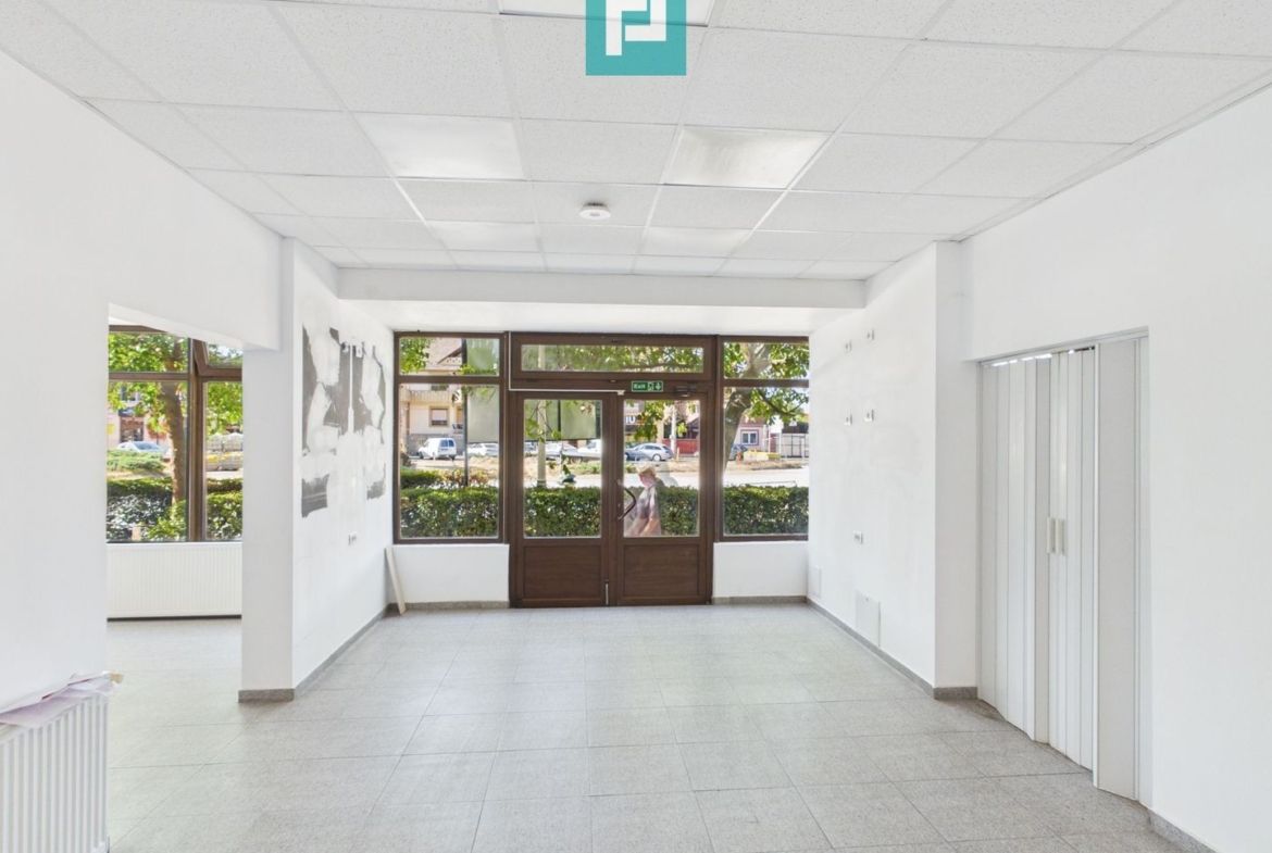 Spațiu comercial 102 mp, vitrină 10 m – Ioșia - foto 4