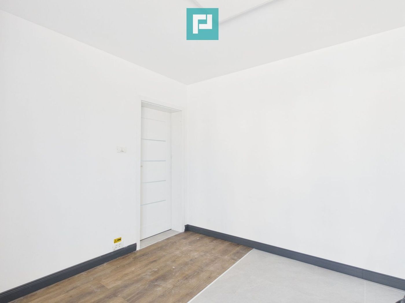Birou 32 mp Oradea, parcare, acces centură - foto 3