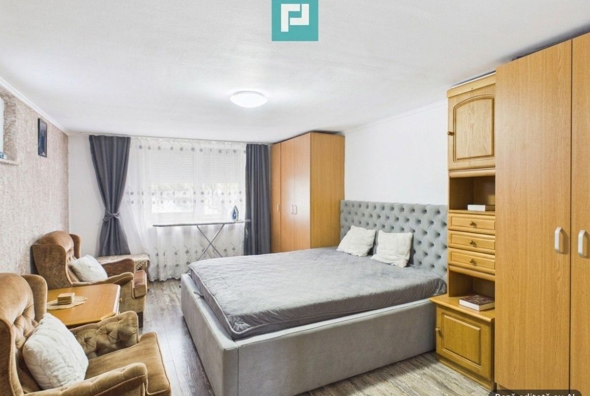 Casă cu 2 corpuri, teren 398 mp, Oradea - foto 8