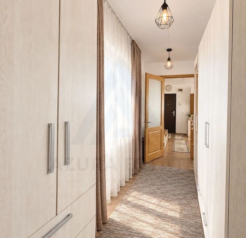 Apartament 3 camere etaj 2 Lazaret Podul Gării - foto 7