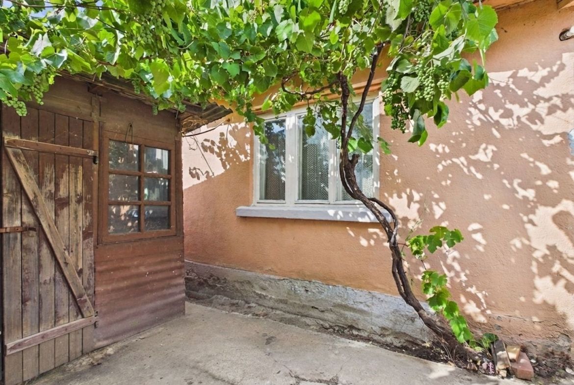 Casă Tileagd, 25 km Oradea, teren 328 mp - foto 5