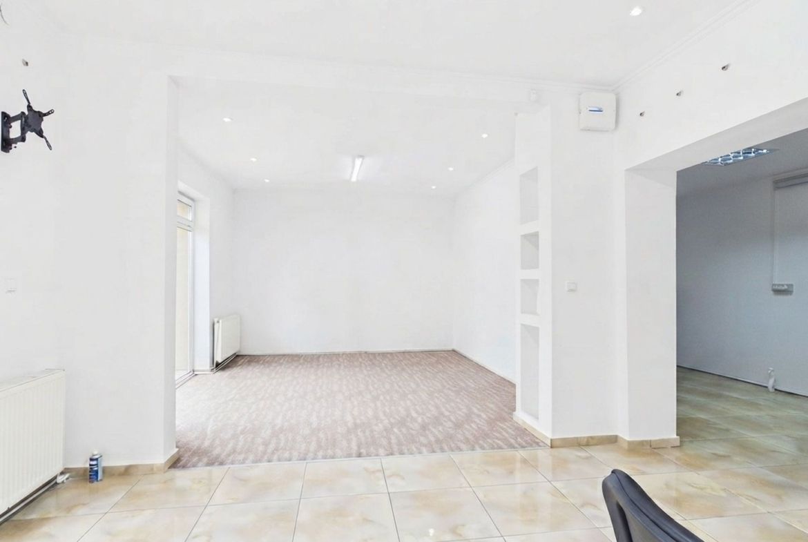 Spațiu Comercial 48 mp | Zona Stadion Oradea - foto 4