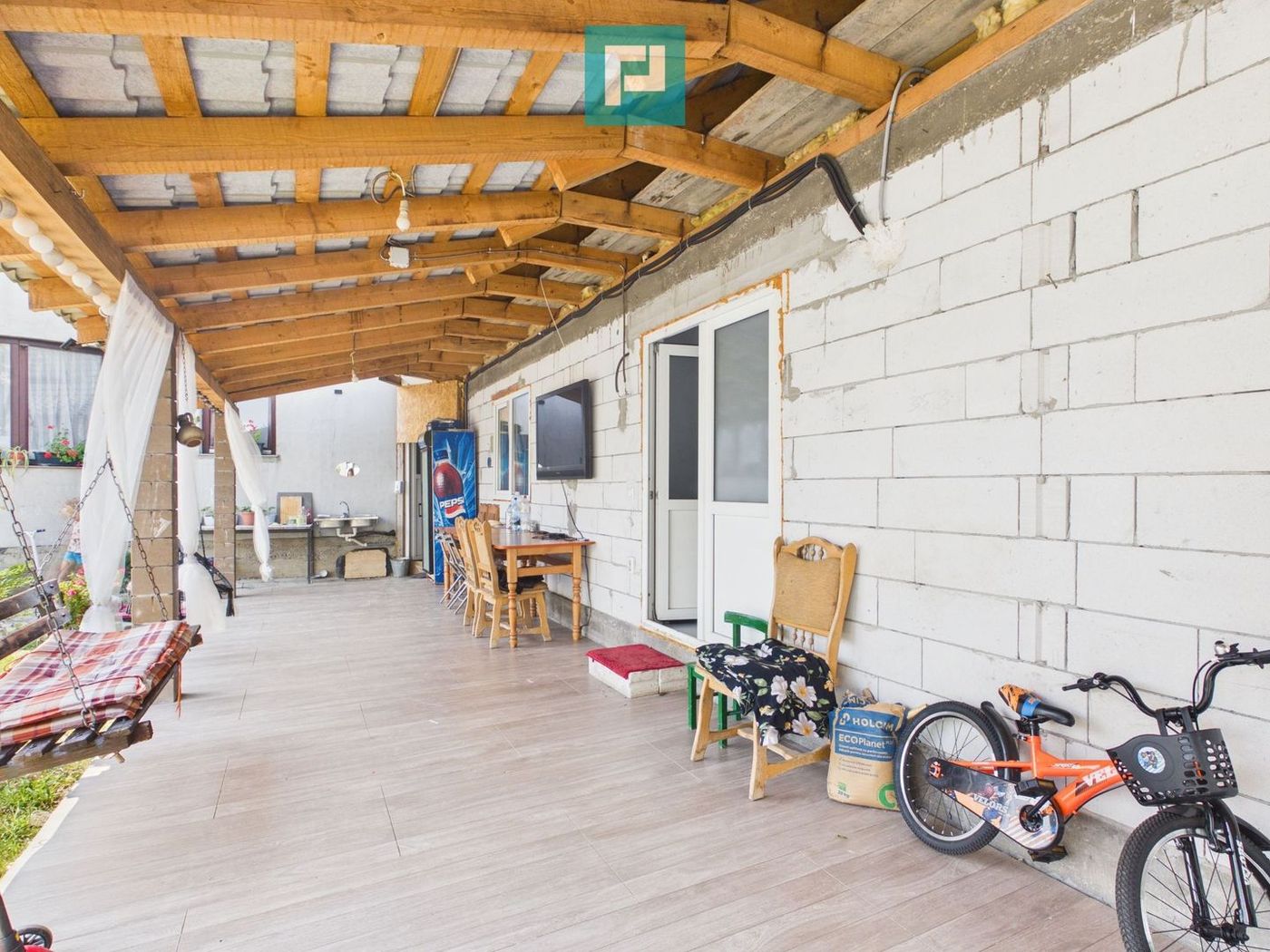 Casă 225 mp cu teren 1.482 mp în Leș - foto 6 Casă 225 mp cu teren 1.482 mp în Leș - foto 6