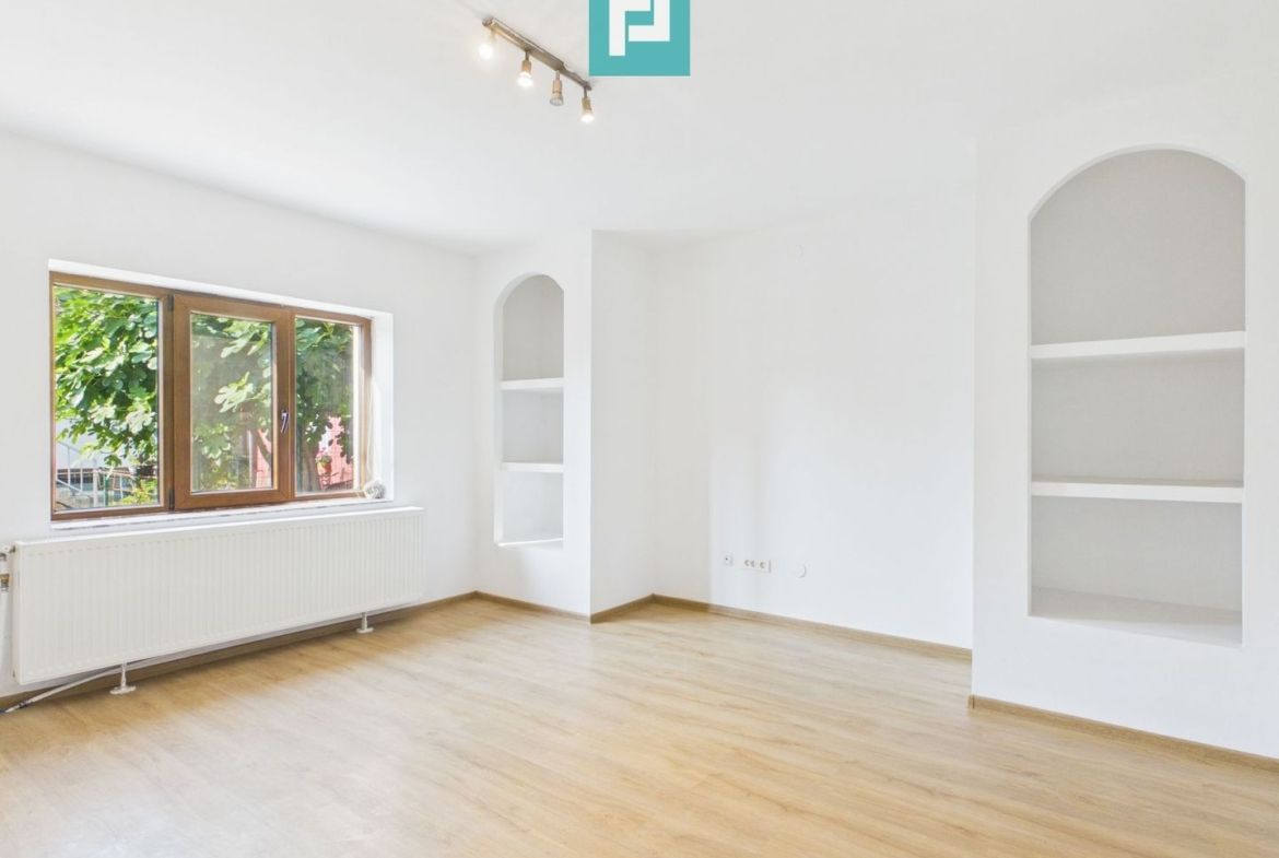 Casă renovată ultracentral | Str. Primăriei - foto 4