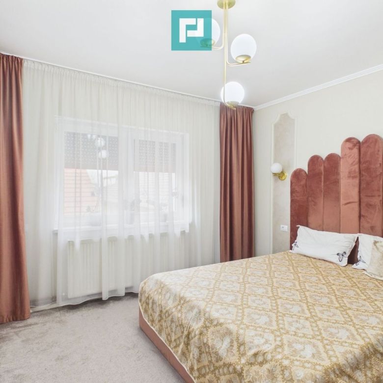 Apartament la Casă cu Curte Proprie, Zona Gării - Imagine principala