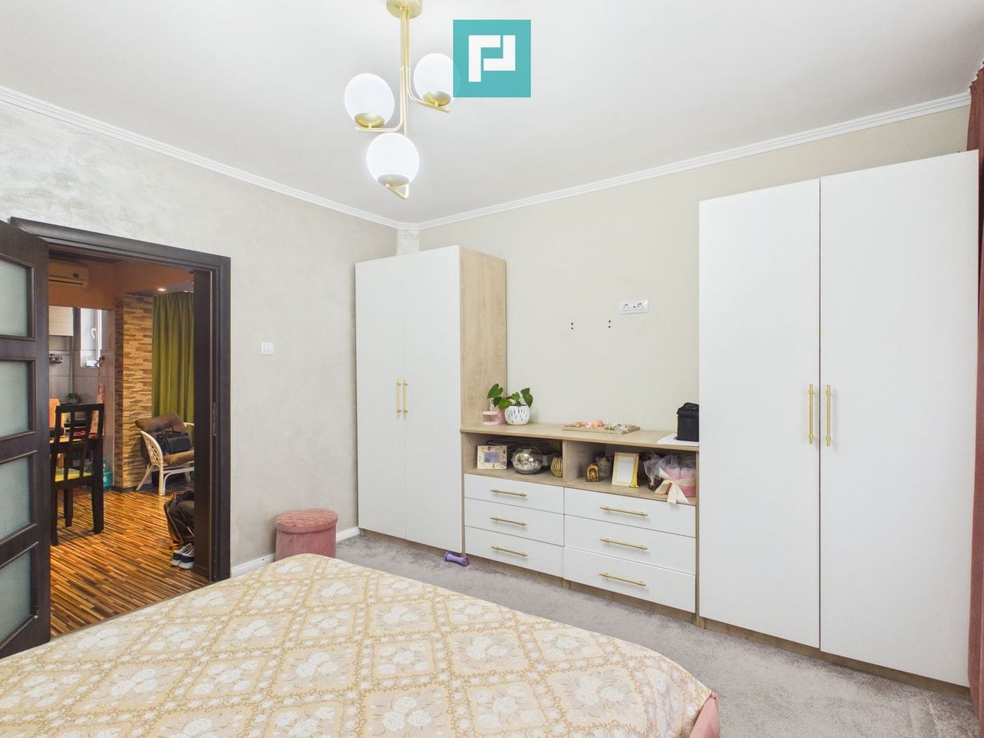 Apartament la Casă cu Curte Proprie, Zona Gării - foto 2
