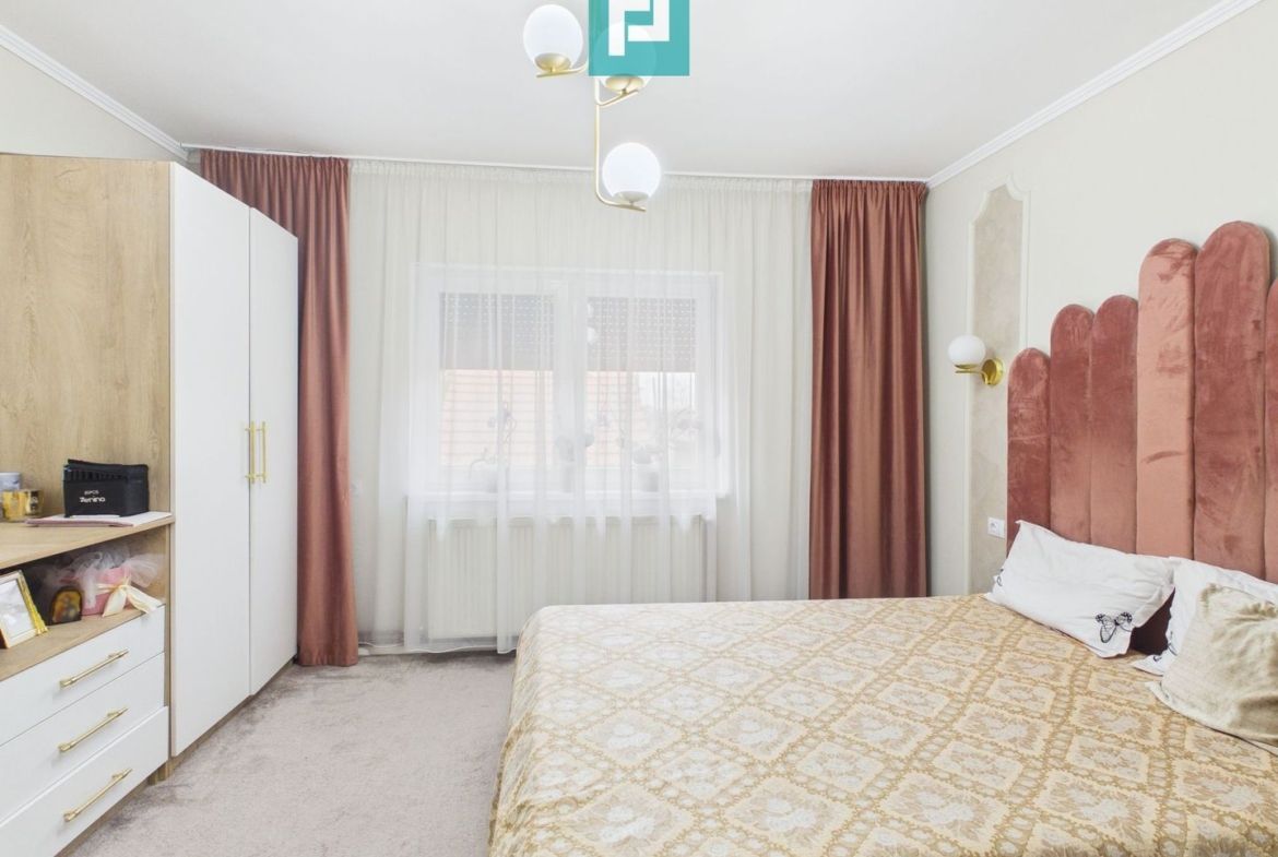 Apartament la Casă cu Curte Proprie, Zona Gării - foto 3