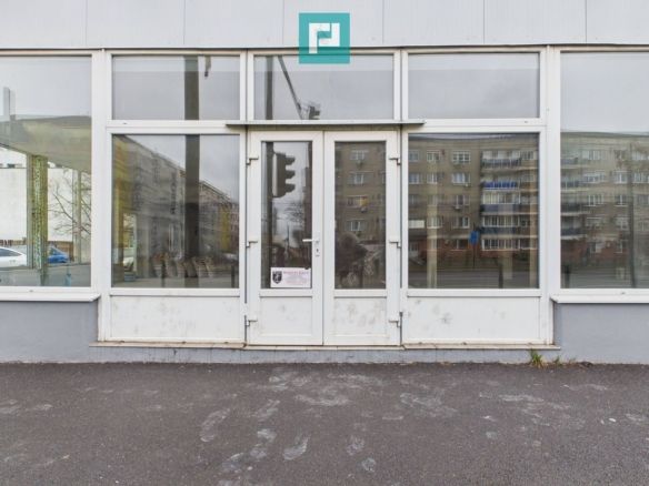 Spațiu comercial 200mp + 90mp mansarda - Cantemir - Imagine principala