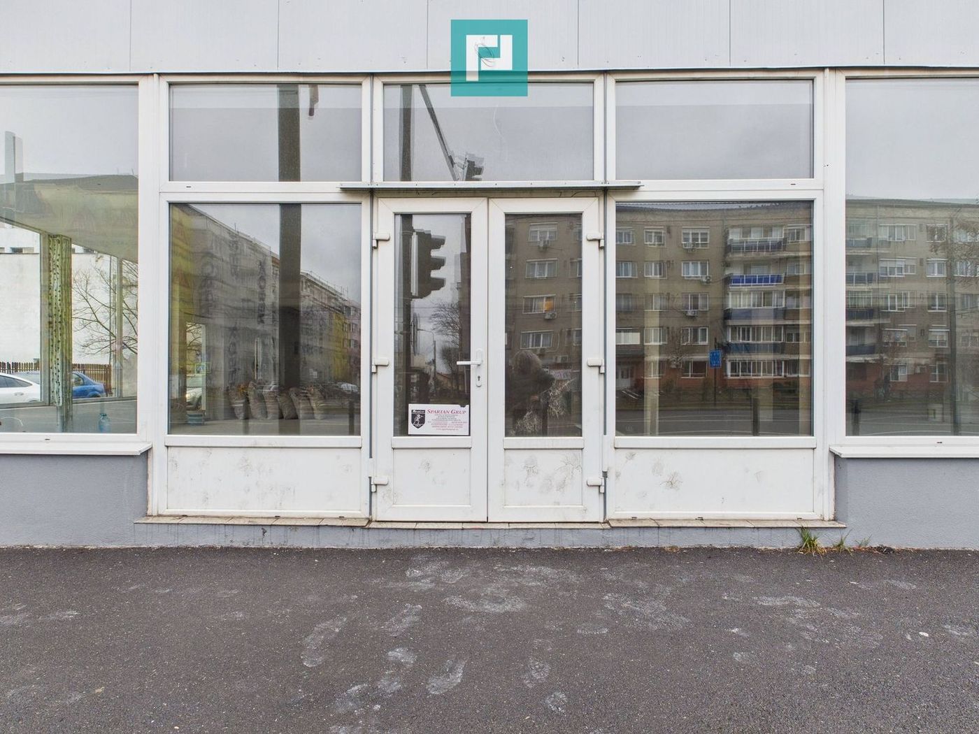 Spațiu comercial 200mp + 90mp mansarda - Cantemir - Imagine principala