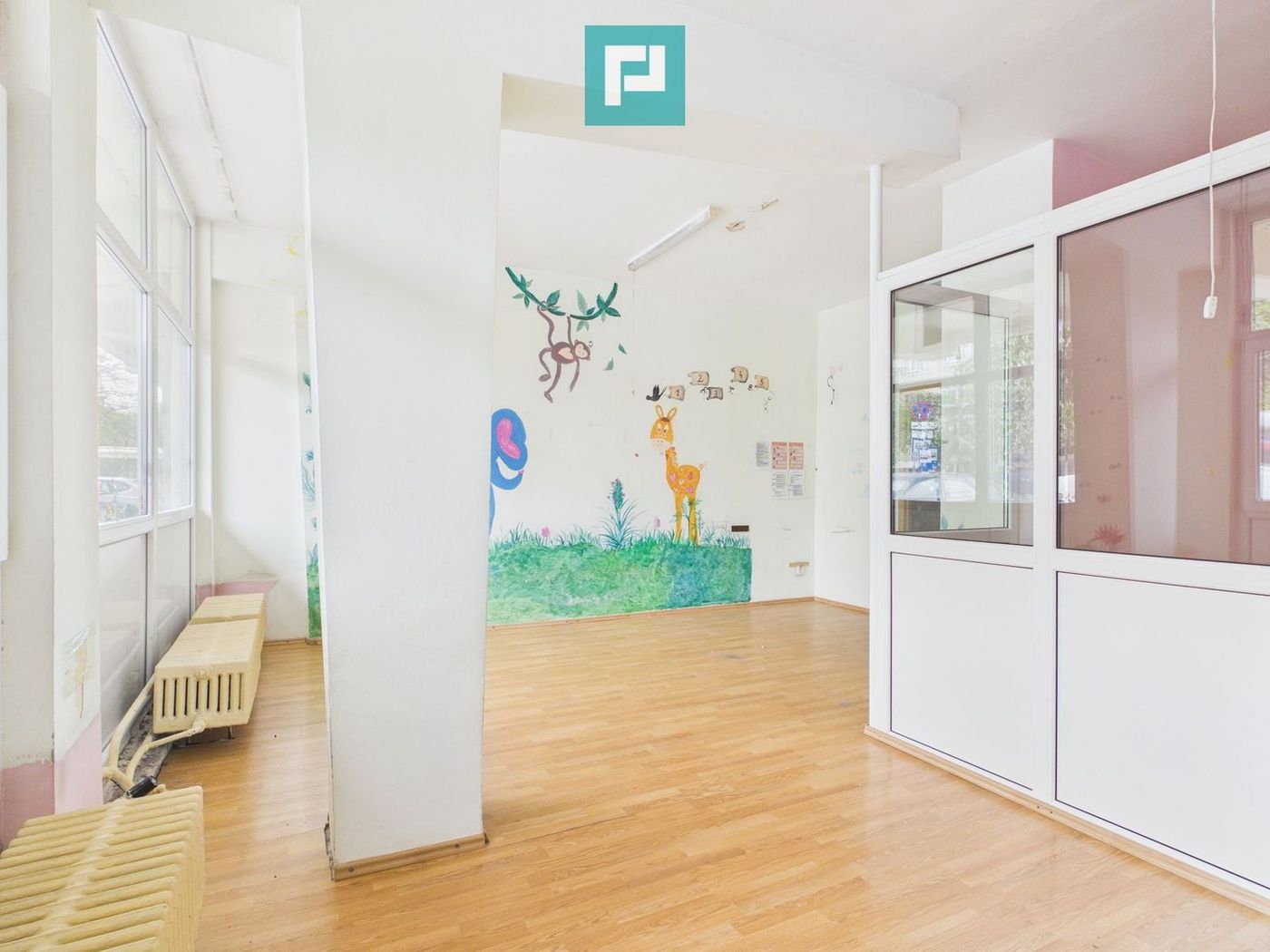 Spațiu comercial de închiriat – Zona Nufărul - foto 8 Spațiu comercial de închiriat – Zona Nufărul - foto 8