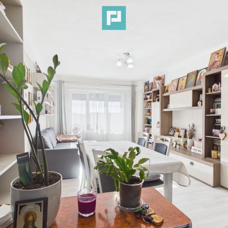 Apartament 4 camere, spațios pentru familie - Imagine principala