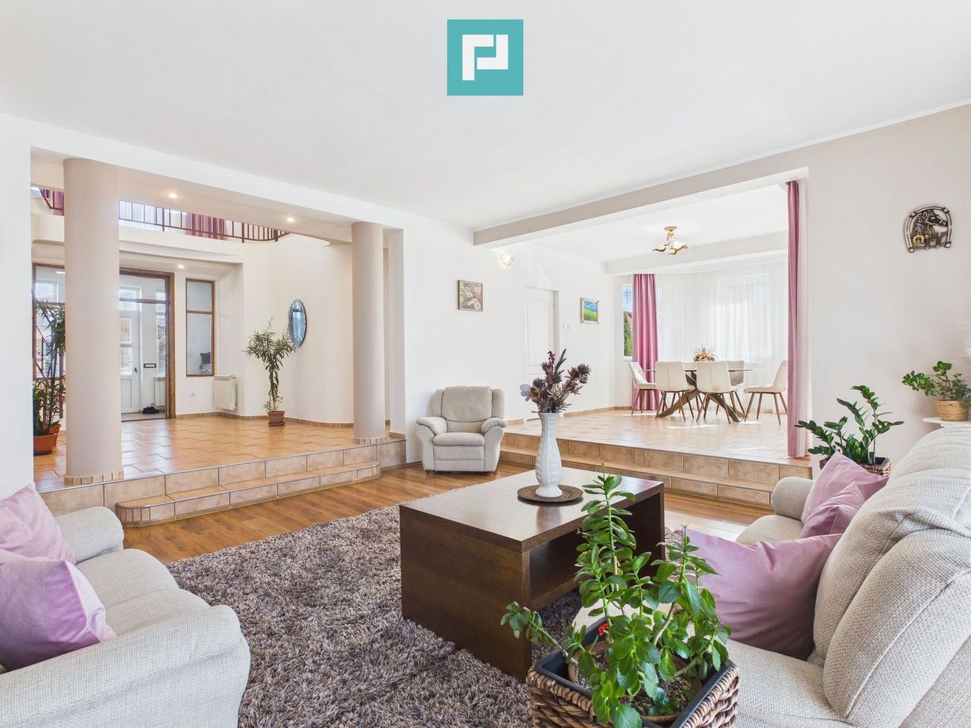 Vilă 343 mp utili, teren 600 mp, Oncea – Oradea - foto 3 Vilă 343 mp utili, teren 600 mp, Oncea – Oradea - foto 3