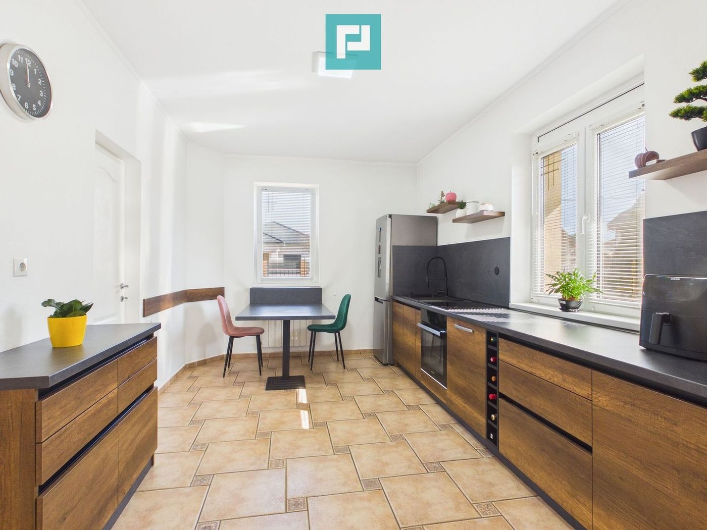 Vilă 343 mp utili, teren 600 mp, Oncea – Oradea - foto 4 Vilă 343 mp utili, teren 600 mp, Oncea – Oradea - foto 4