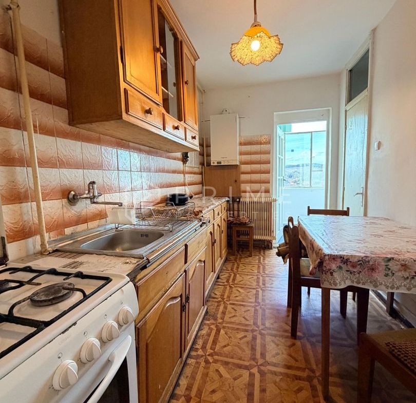 Apartament cu 3 Camere și 2 Băi  – Cartier Unirii - Zona Darina - foto 8