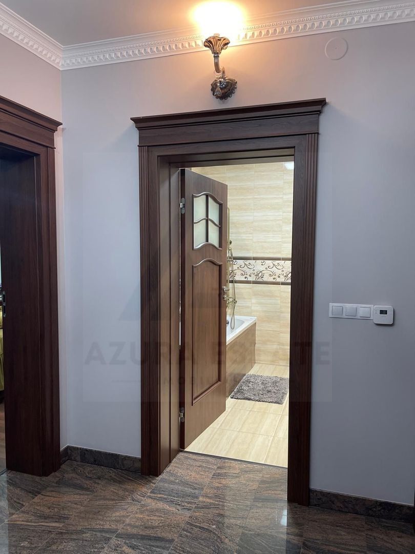 Vila 360 mp utili super exclusivista si teren 750 mp in Sibiu - foto 7