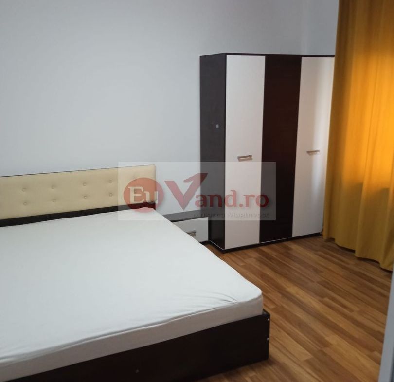 De inchiriat apartament cu 3 camere ICF, langa Scoala nr. 12, parter, 500 E - foto 3