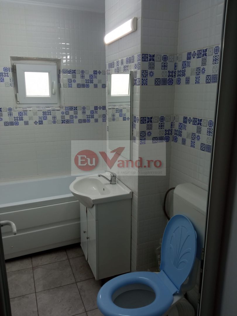 De inchiriat apartament cu 3 camere ICF, langa Scoala nr. 12, parter, 500 E - foto 4