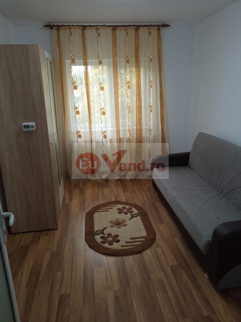 De inchiriat apartament cu 3 camere ICF, langa Scoala nr. 12, parter, 500 E - foto 6