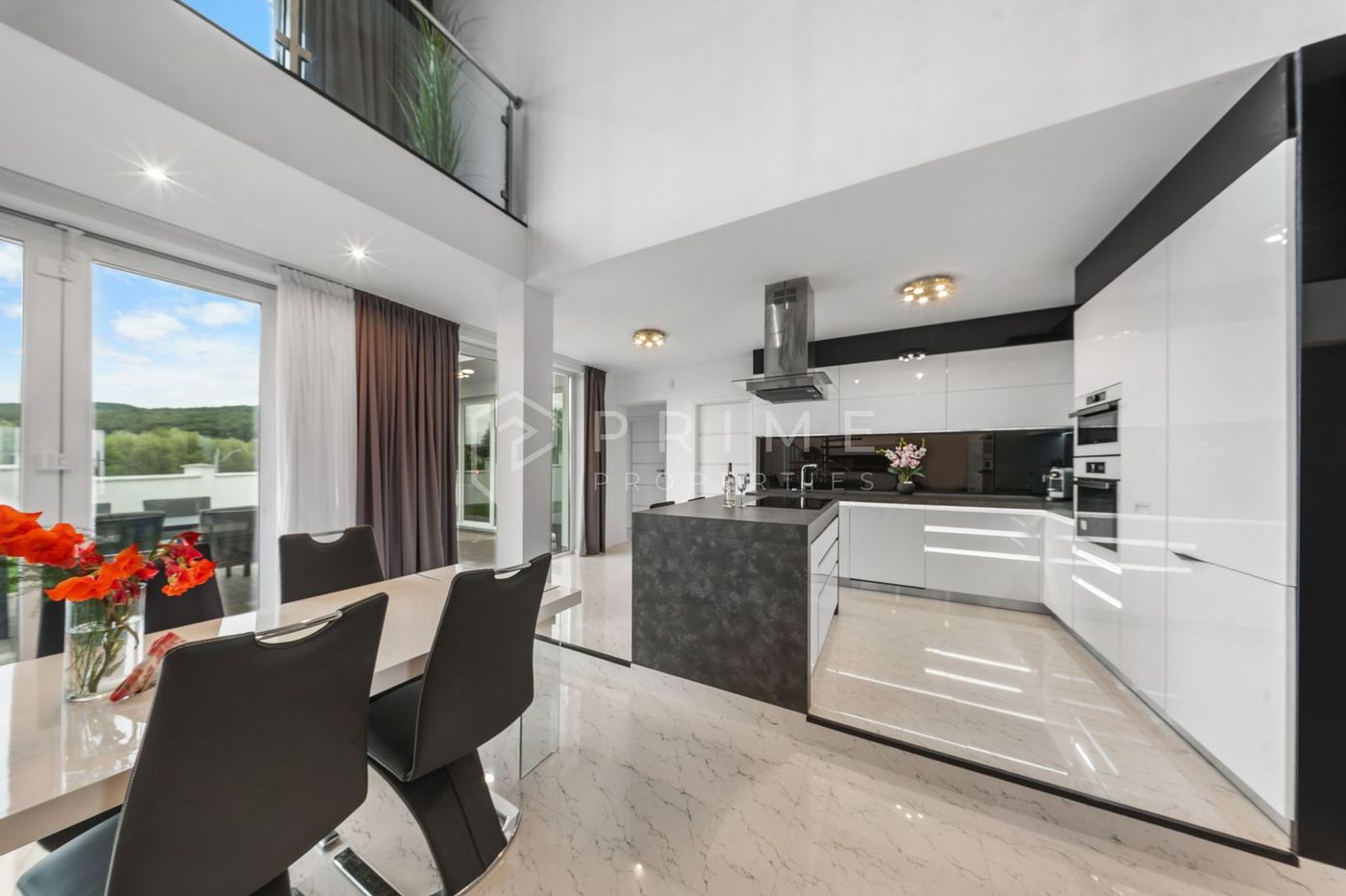 Vilă exclusivistă cu arhitectură și mobilier de designer I Livezeni - foto 2