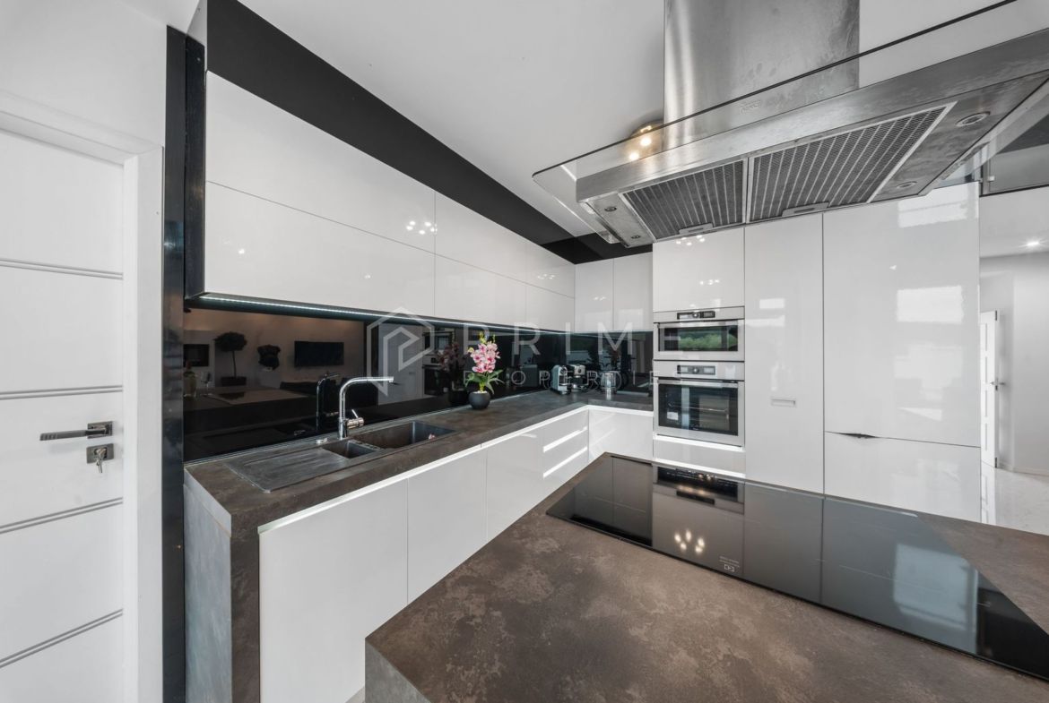 Vilă exclusivistă cu arhitectură și mobilier de designer I Livezeni - foto 6