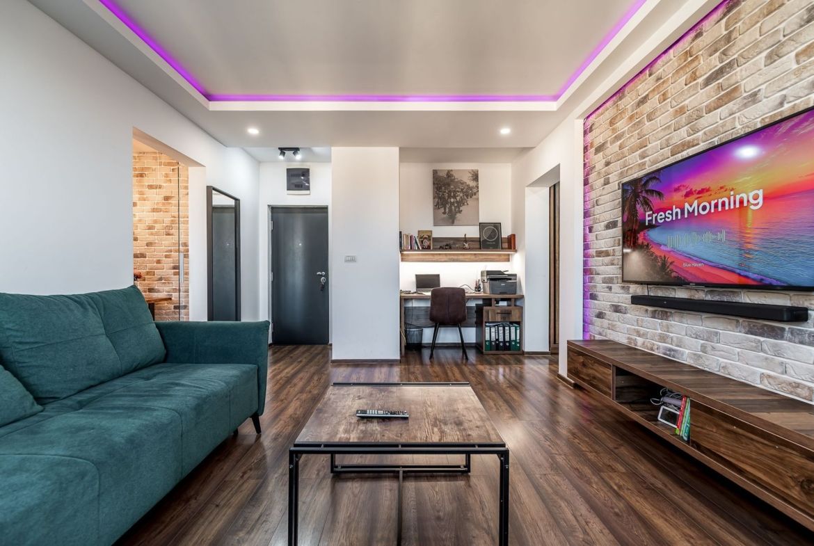 La câtiva pași de mal | 2 camere, 52 mp utili, bloc nou cu lift - foto 8