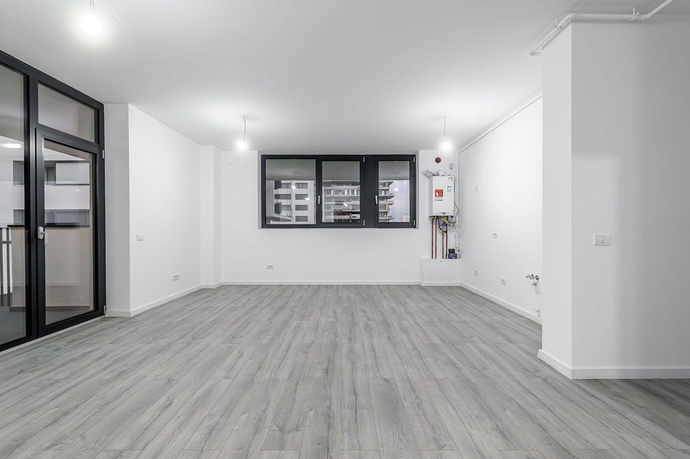 Apartament cu 3 camere și parcare - XCity Timișoara - foto 2