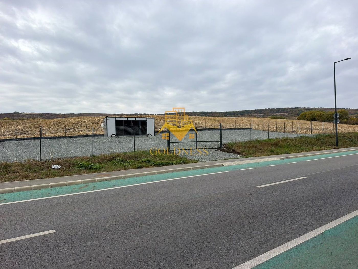 TEREN, 1000 MP, FRONT 57 ML,CONTAINER BIROU, VALEA CHINTAULUI - Imagine principala