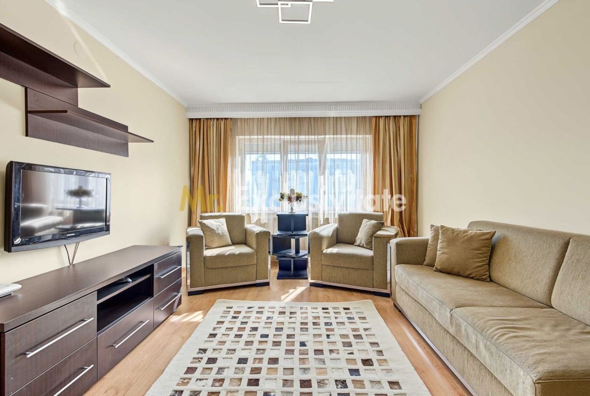 Central-Eremia, ap. 3 camere, 2 băi + boxă,proaspăt zugrăvit, et.2 - Imagine principala