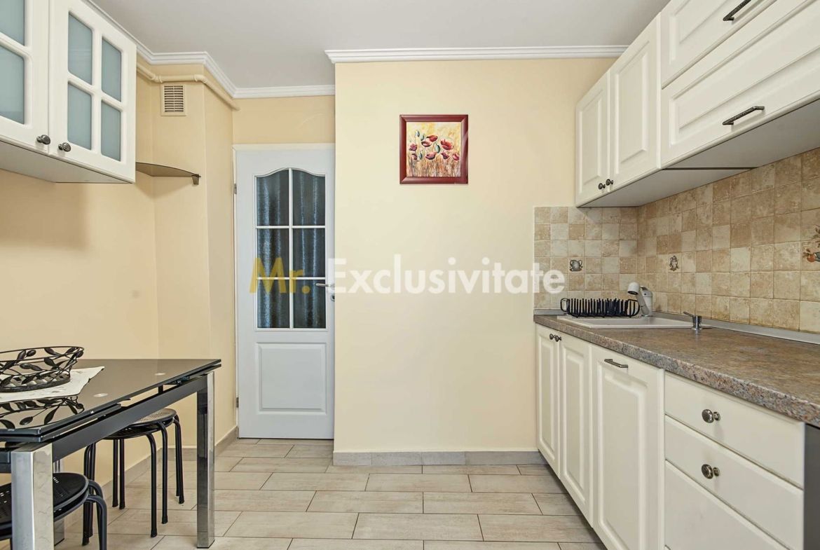 Central-Eremia, ap. 3 camere, 2 băi + boxă,proaspăt zugrăvit, et.2 - foto 8