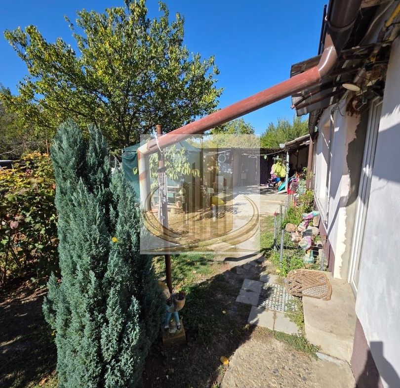 Casa de vânzare 4 camere 409mp Ronat - foto 5