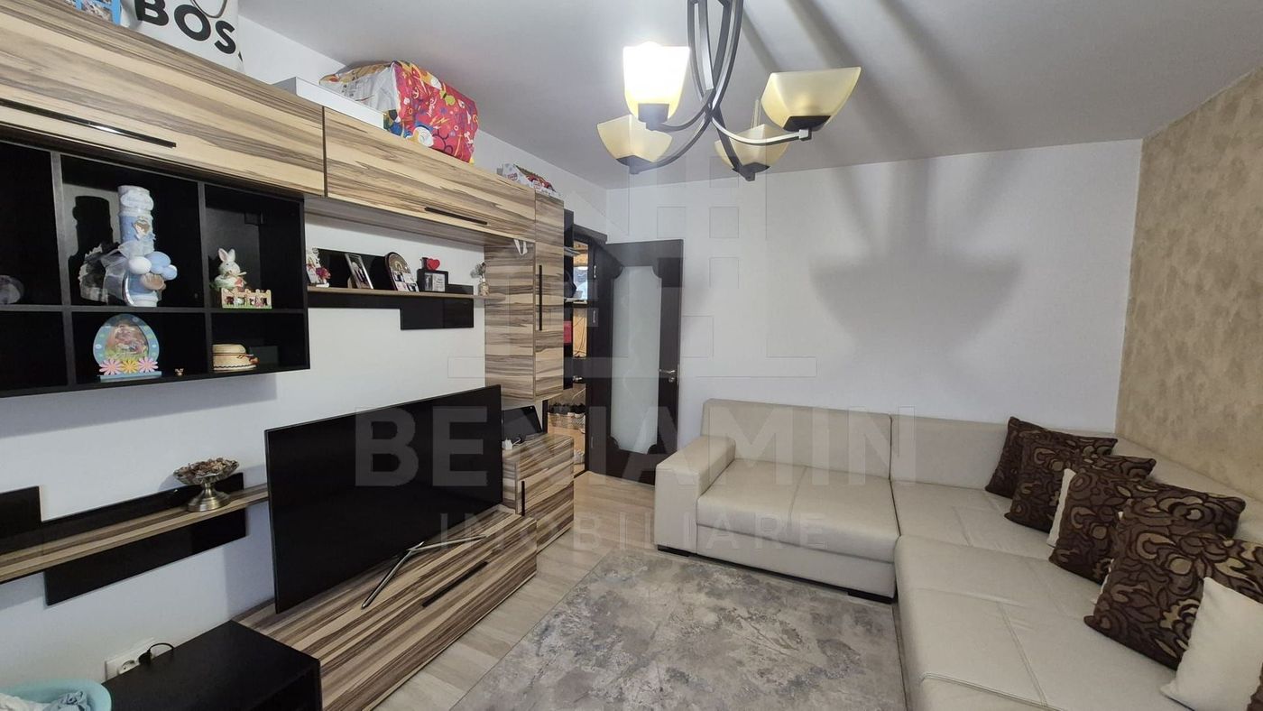 3 camere-etaj 4-68MP- Centrala Termica-Aer Conditionat-zona Ciuperca - foto 2