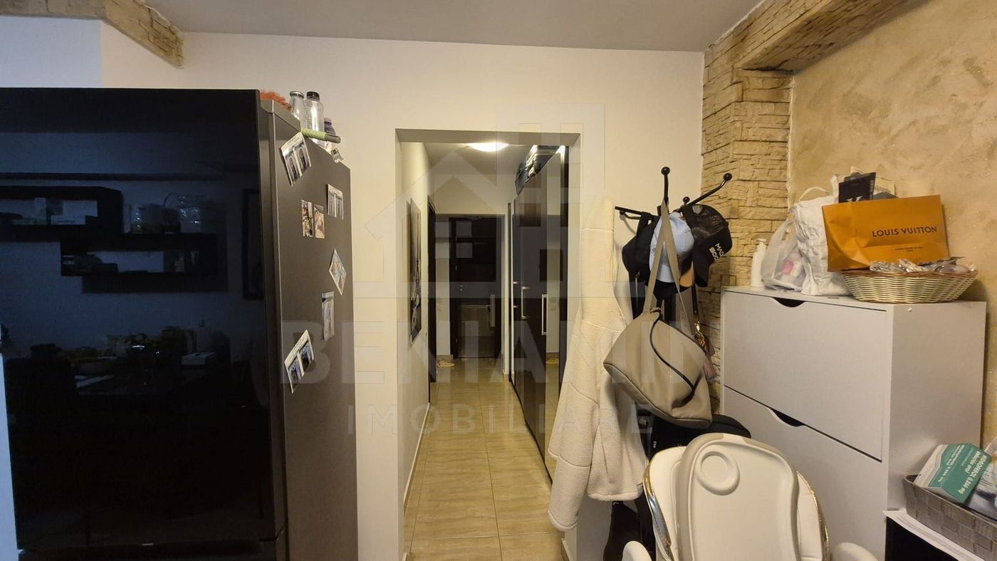 3 camere-etaj 4-68MP- Centrala Termica-Aer Conditionat-zona Ciuperca - foto 8