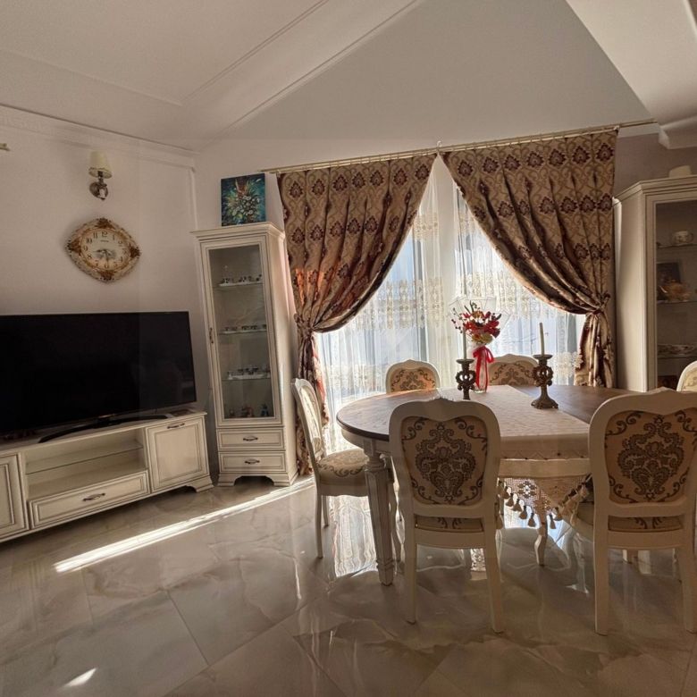 Casa individuala ultrafinisata 200 mp utili si teren 462 mp  Selimbar - Imagine principala