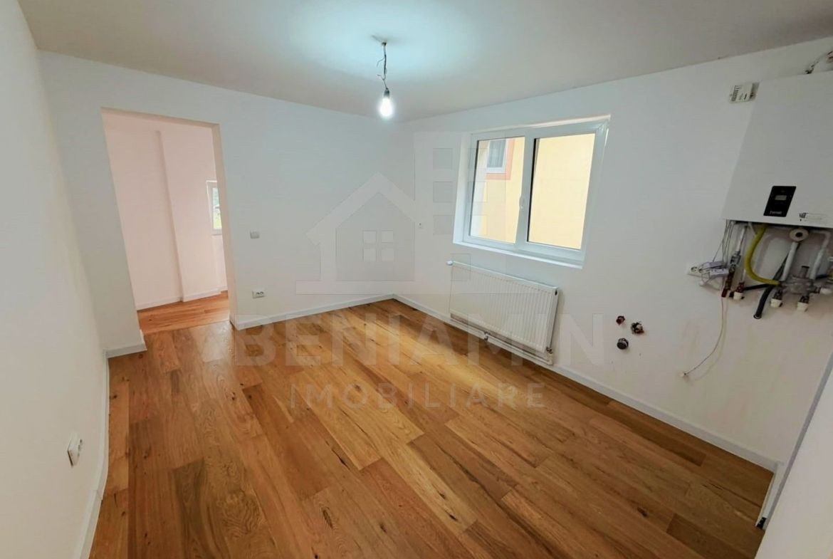 Casa renovata complet in Schei - Brasov cu Terasa Panoramica - foto 3