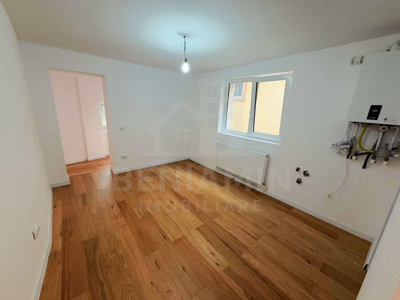 Casa renovata complet in Schei - Brasov cu Terasa Panoramica - foto 3