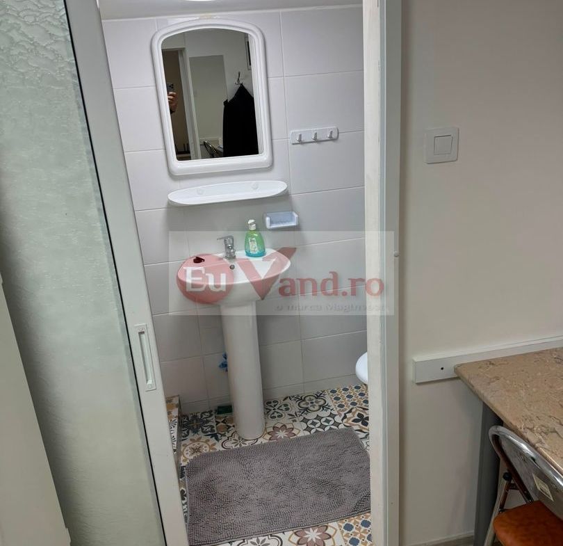 De inchiriat apartament o camera la curte, Zona General, 260 euro negoc. - foto 6