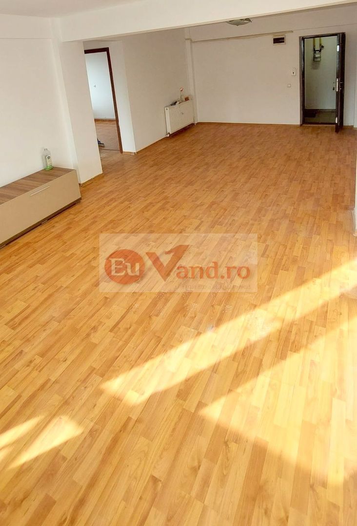 Apartament 2 camere, 68 mp, bloc 2009, zona Kaufland - Micro 14 - foto 8