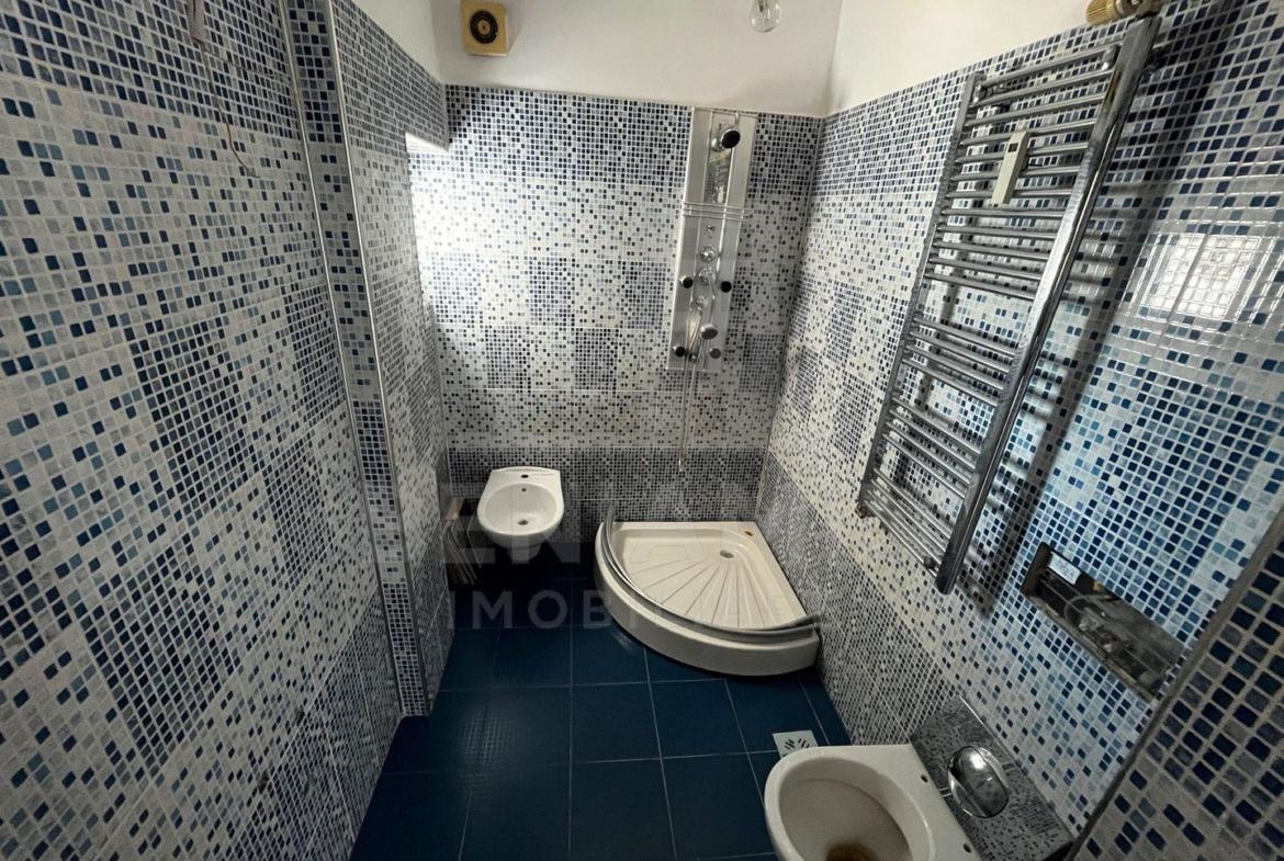 Ramada doua camere ultracentral modern 56mp balcon boxa - foto 7