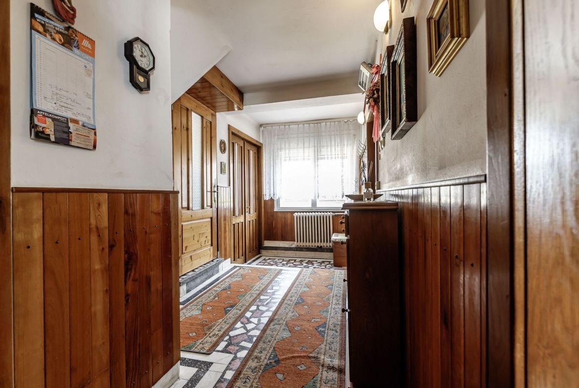 Casă din cărămidă cu 8 camere – zonă liniștită, LIPOVA - foto 6