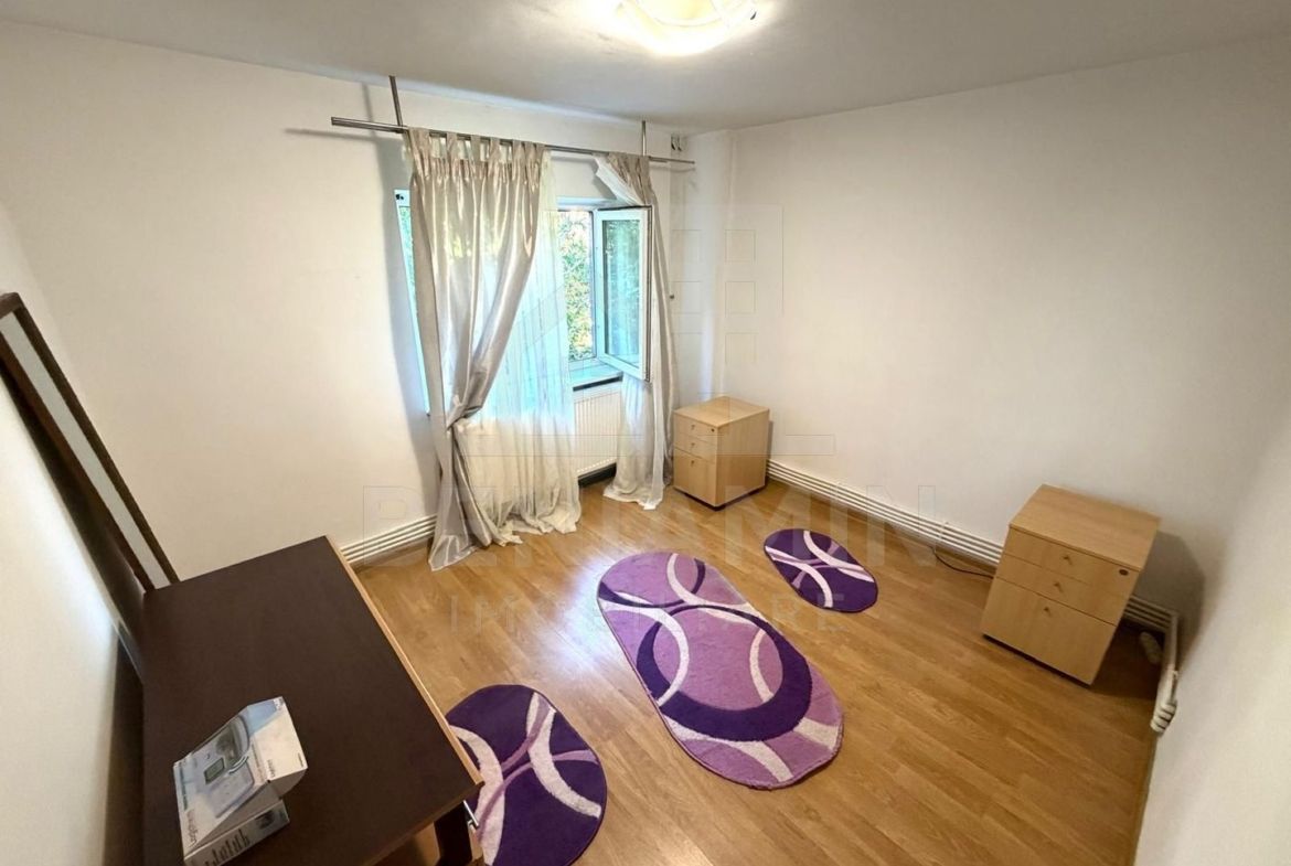 3 Camere-72mp-Decomandat-2Bai-Etaj3-Centrala Termica-Rovine-Posta - foto 7