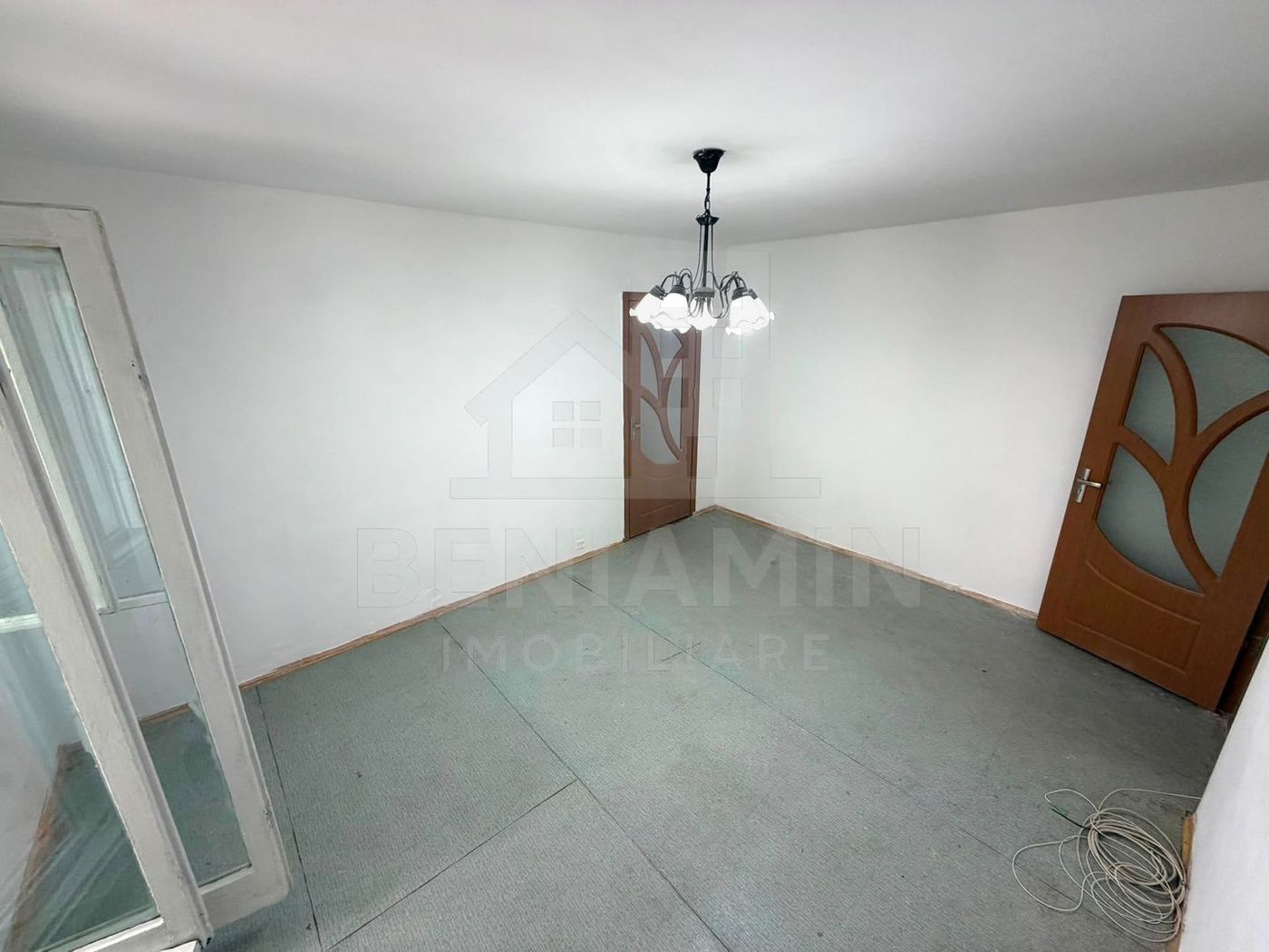 Apartament 2 camere etaj 1 cu teava de gaze 41mp Craiovita - foto 2