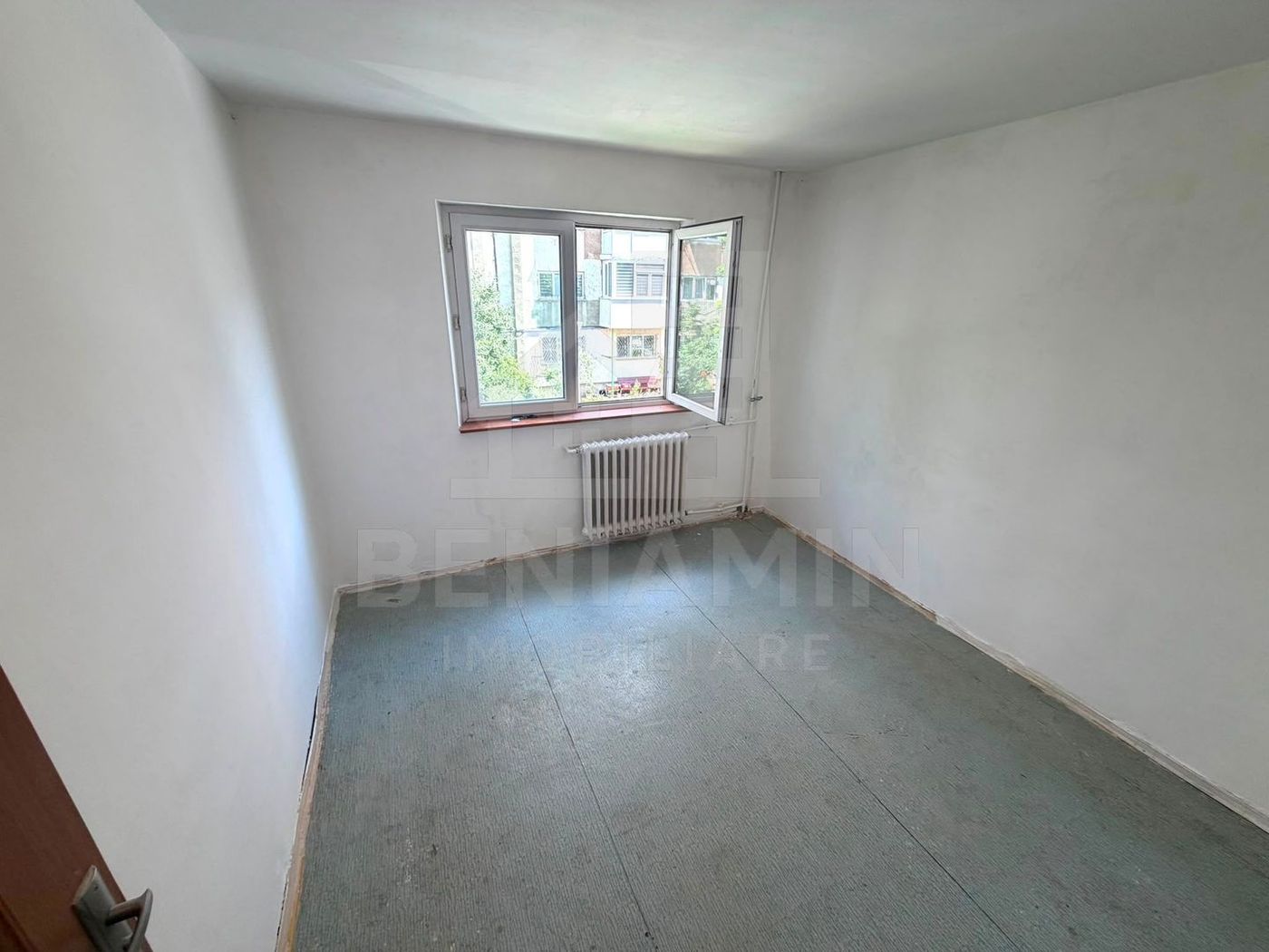Apartament 2 camere etaj 1 cu teava de gaze 41mp Craiovita - foto 3