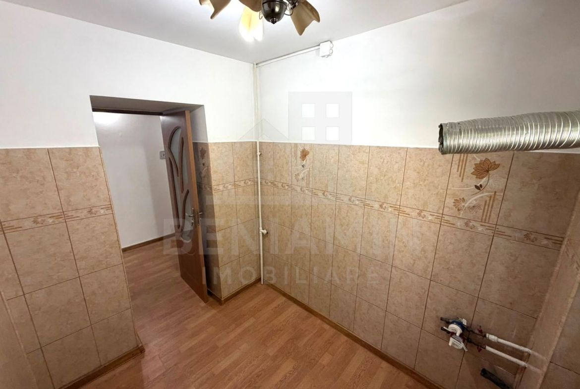 Apartament 2 camere etaj 1 cu teava de gaze 41mp Craiovita - foto 5