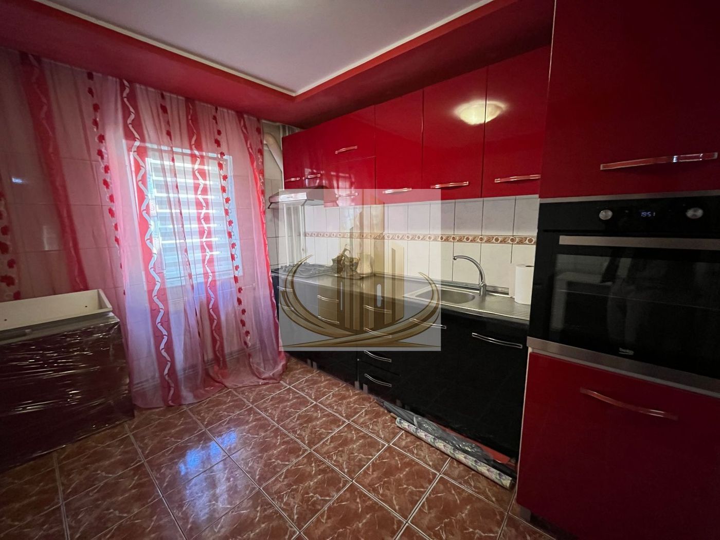 3 camere | 2 bai | bucatarie inchisa | Etaj 2 | Centrala proprie - foto 2 3 camere | 2 bai | bucatarie inchisa | Etaj 2 | Centrala proprie - foto 2