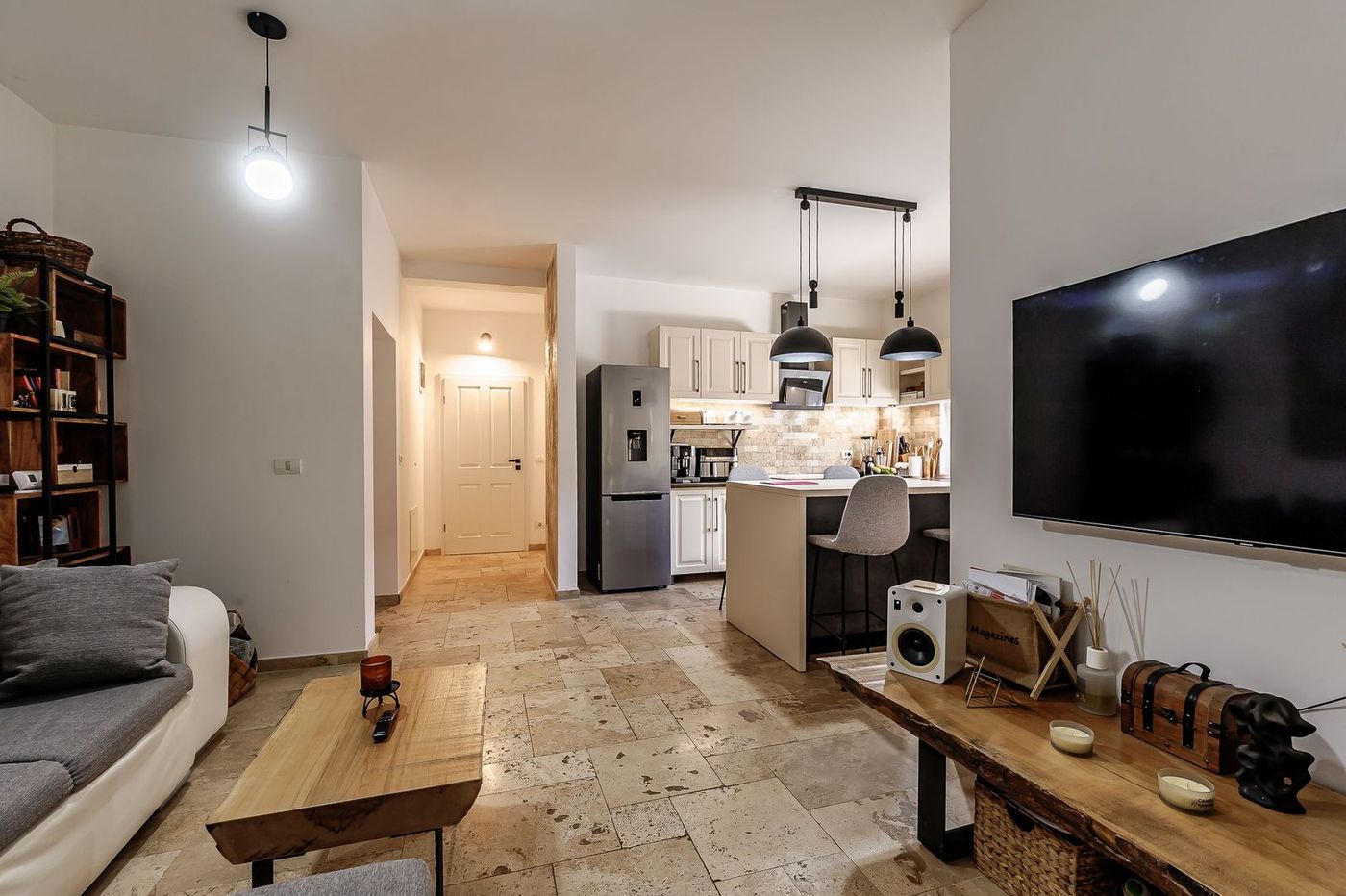 VILĂ ÎN VIA CARMINA | VLADIMIRESCU | CARTIER REZIDENȚIAL PREMIUM - foto 5 VILĂ ÎN VIA CARMINA | VLADIMIRESCU | CARTIER REZIDENȚIAL PREMIUM - foto 5