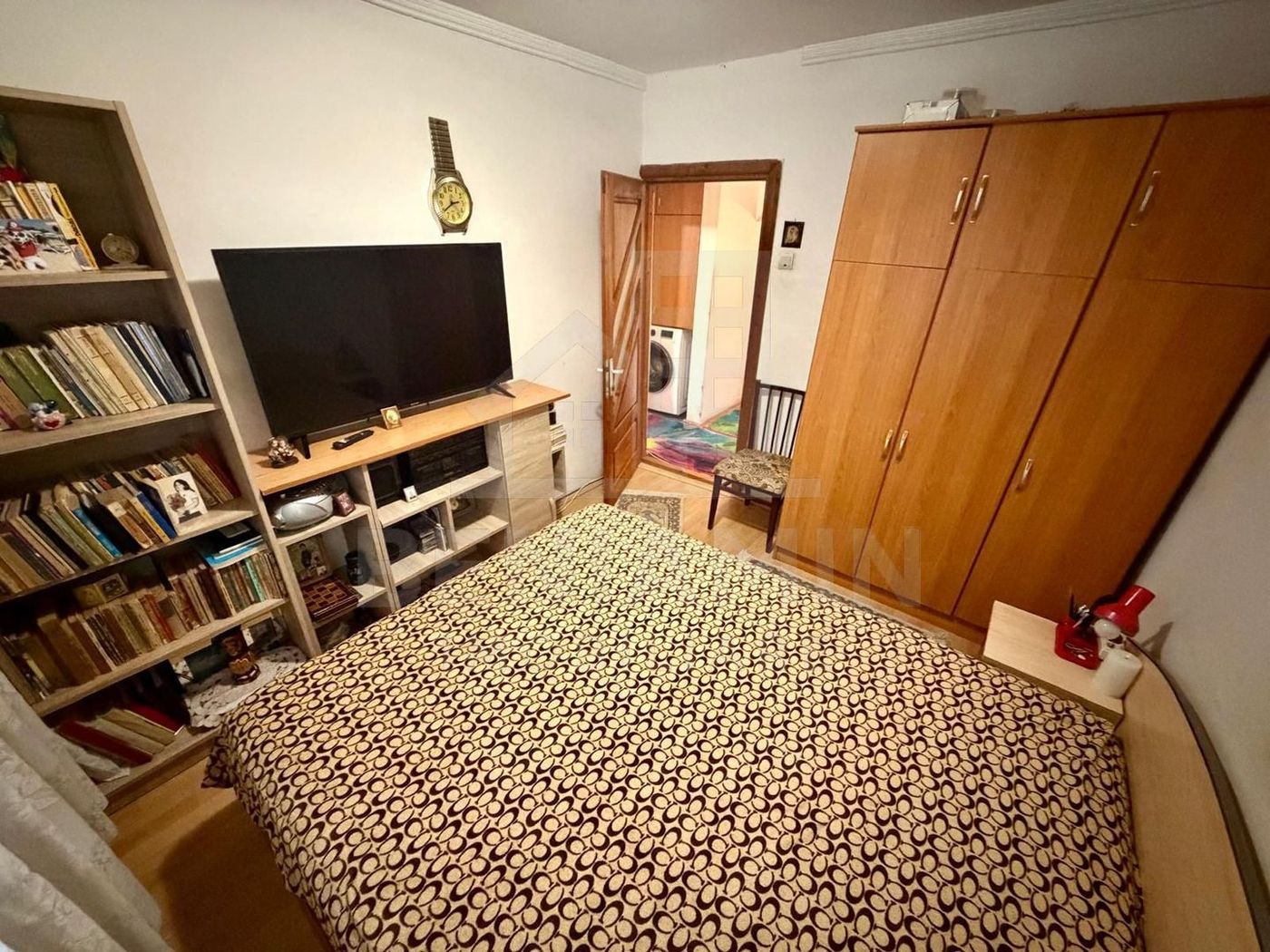 4 camere decomandate - Craiovita Noua - etaj 2 cu 2 bai - bloc 1982 - - foto 7