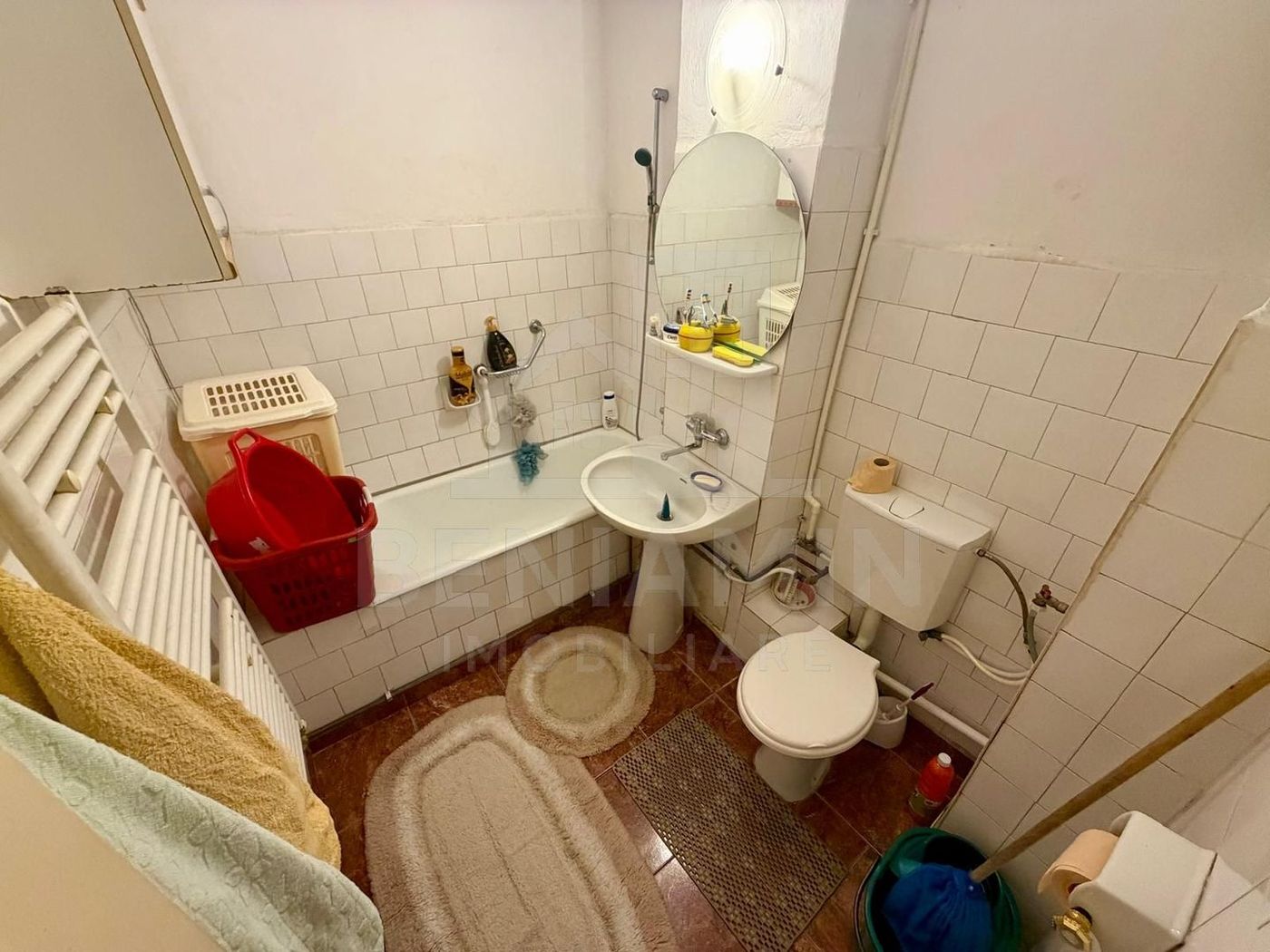 4 camere decomandate - Craiovita Noua - etaj 2 cu 2 bai - bloc 1982 - - foto 8