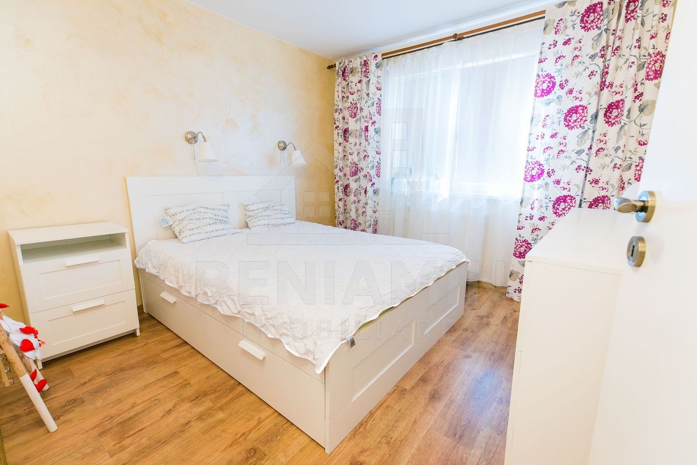 3Camere-Modern-Mobilat-Utilat-52mp-Aer Conditionat-Craiovita-Orizont - foto 7