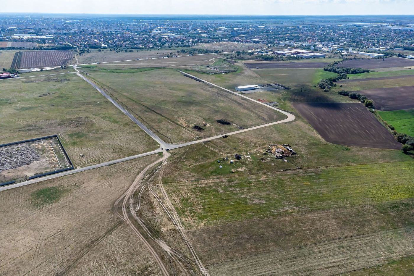 Oportunitate – Teren industrial 1.663 mp lângă Centura Vest Arad - foto 3 Oportunitate – Teren industrial 1.663 mp lângă Centura Vest Arad - foto 3